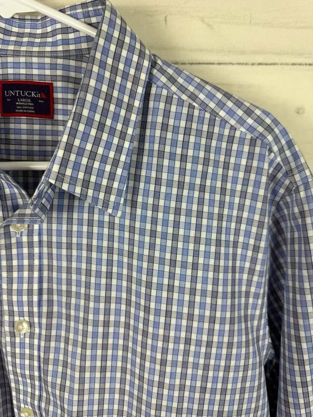UNTUCKit Wrinkle Free Button Down Shirt Blue Plaid Large
